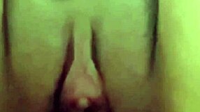 i'm miyatriez, getting my pussy fucked like a whore with dirty talk