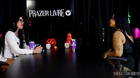 I love watching Marcely Mello and Tifany Rocha in swing cast