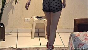 housewife flashes ass wildly!