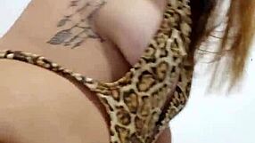 Young exhibitionist flashes tits and armpits for cum