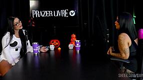 I love watching Marcely Mello and Tifany Rocha in swing cast