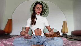 roxy fox compares foreskin and circumcised penises