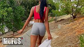 i love cleaning charles deras cock with isla biza