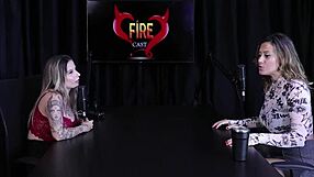 Angélica Morango experiments with bisexual massage in public cosplay