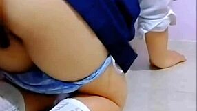 Sexo casero con jovencita de coño estrecho y culo apretado se lo reviento y le hago de todo cuando no hay nadie en casa