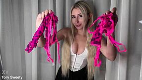 I'm Tory havin' fun with my natural tits