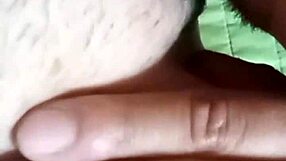 Vino Tinto! Pongo A Mi Hembra A Gemir!