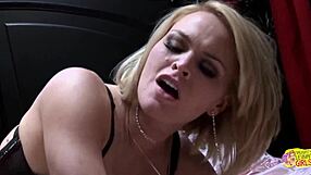 Experienced dyke prinzzess satisfies the busty blonde krissy lynn by plowing her with a strapon 😈