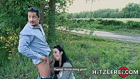 Hitzefrei Bonny fucks him to avoid police call outdoor