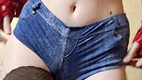 Mistress Elza Kom very hot with small waist