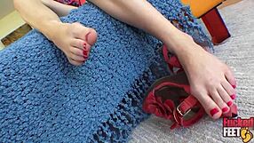 Alice Green Enjoys Feet Fetish With Soles Licked