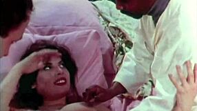 يا رجال، شوفتوا ثلاثي interracial حامل قديم في لندن الداكنة؟