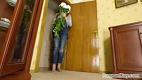 في الشهر التاسع من الحمل المشي الطويل يرهقني كثيراً أحتاج استراحة