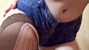 Mistress Elza Kom very hot with small waist