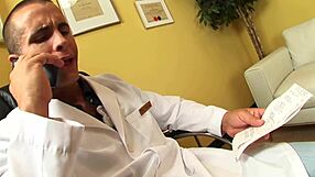 moaning brunette milf shares quickie orgasm stories with amateurs