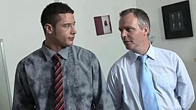 มาลู ปาซ์ชวนฉันทำวิดีโอด้วยกัน เล่นกันกับก้นของกันและกัน ตอน 2