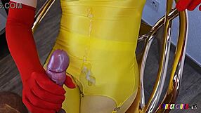 spandexqueen cums thrice, gets him on yellow suit