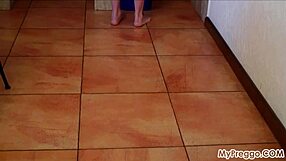 Pregnant Cindy Fingers Wet Pussy Intensely