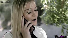 Ta 18+ devica prvič dobi v anal!