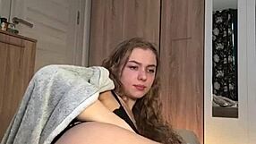 Teen Squirts And Fucks In Close-Up Homemade Video!