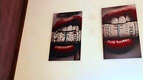 tattoed babe going crazy on webcam with fingering