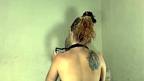 Von Poison ve Carmona çekim arkasında ham göt verip sikişiyor