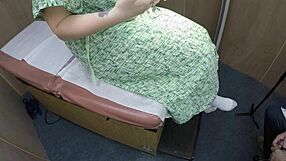 I watch Violet C's vag pump in POV, it's so hottt!