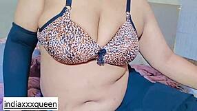 big ass amateur bent over for anal fucking in reality