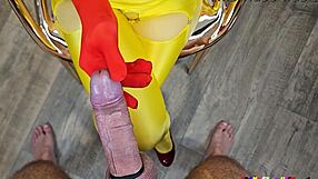 spandexqueen cums thrice, gets him on yellow suit