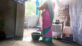 Indian Aunty in amazing action, enjoying herself with great pleasure