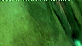 corno � assim leva a esposa pra balada pra levar leitinho no cuzinho e na buceta pra depois comer a mulher