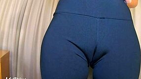 Horny Brother Humps Stepsister's Big Ass In Leggings