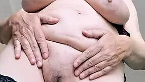 Congressmans wife caught stealing pays with threesome in garage