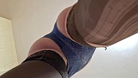 Elza Kom Worships Huge Ass With Braces