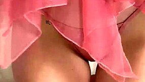 i'm heidy pino showing off my natural tits on webcam