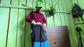 Boss catches employee in passionate sex scandal