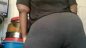 i can't resist this dominican housewife's juicy ass