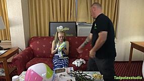 i watch luna lips in a group scene with many guys