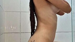 Playing in bath and gaping little ass