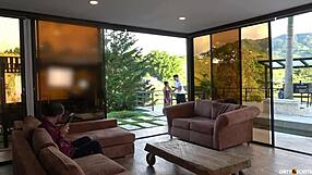 Jebeš hčerko slepca prepognjeno, sperma kaplja nanj med kremano