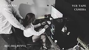 Secretary Gives Blowjob During Boss's Massage, Cuckold Risk