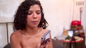 Novinha do Pix bends over for sugar daddy cash