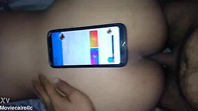 Sexy Arabic Milf Wife Shows Hot Ass