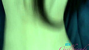 Kimmy kimm takes creampie and pushes it back in pov