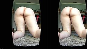 i explore vr with a bbw spreading her big ass in a milf scene