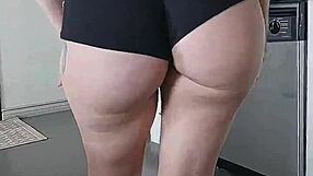 Under Your Spell! Big Ass Babe Gets Hardcore Fucked!