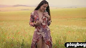 Perfect Joy with Sexy Teen Joy Draiki Posing Amazingly