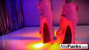 Latina Jasmine Bent Over in Casting, Gets Her Big Pussy Destroyed by Cock Riding