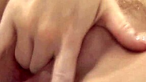 Chatting with Sophie Dee as she rides her metallic dildo 😏