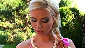 i saw this attractive woman today